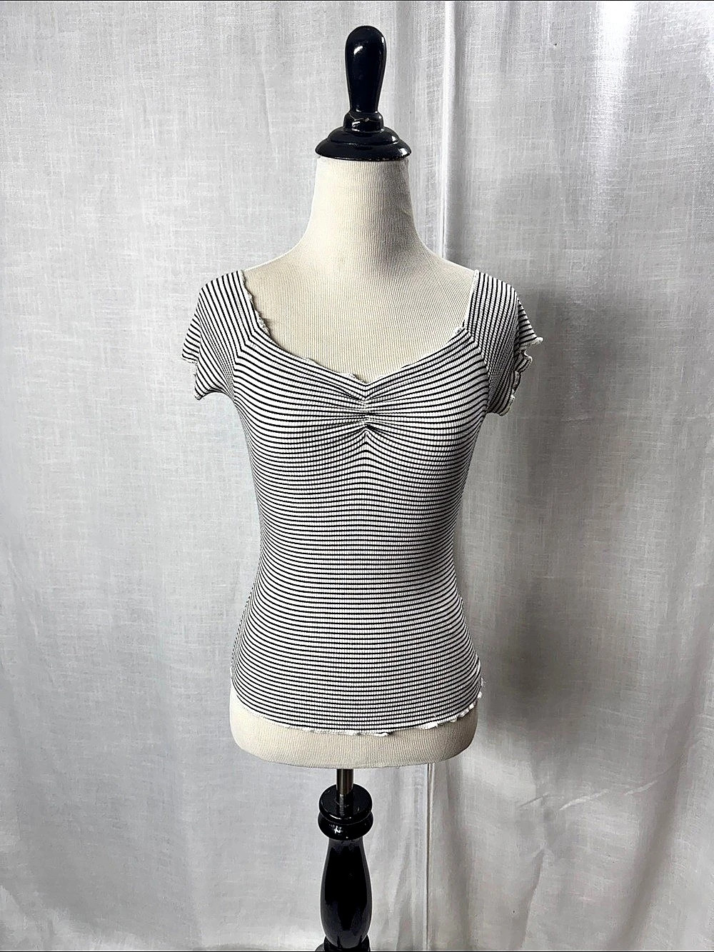 BDG Urban Outfitters Striped Ribbed Twist Front Lettuce Edge Top Size M